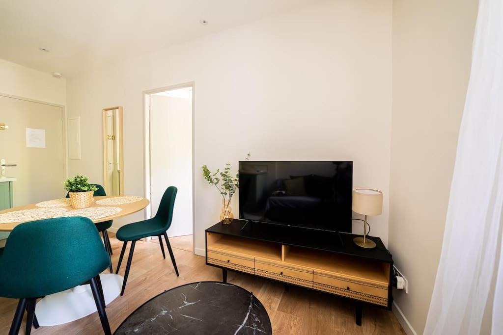 Le Pearl Appartement De Charme En Bord Riviere Collobrières Zewnętrze zdjęcie